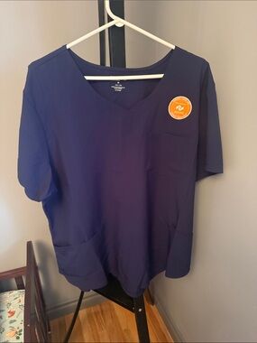 Scrubstar Deep Navy V-Neck Short Sleeve Scrub Top